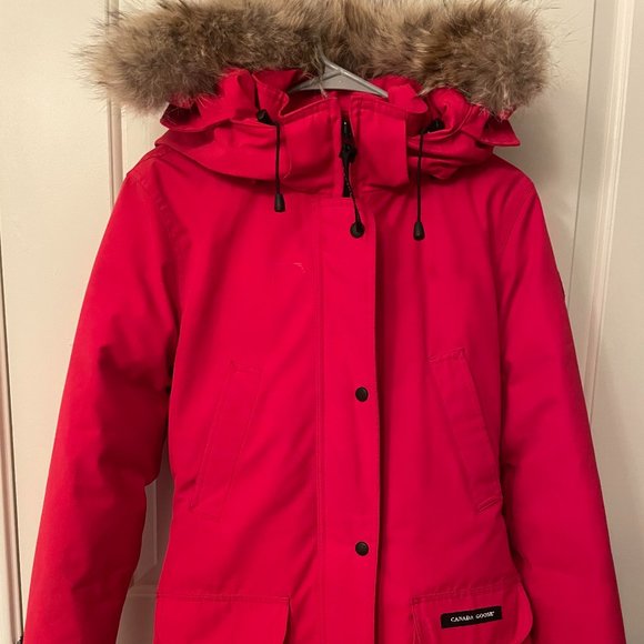 AUTHENTIC Canada Goose Trillium Parka Red Size XS - Picture 1 of 8